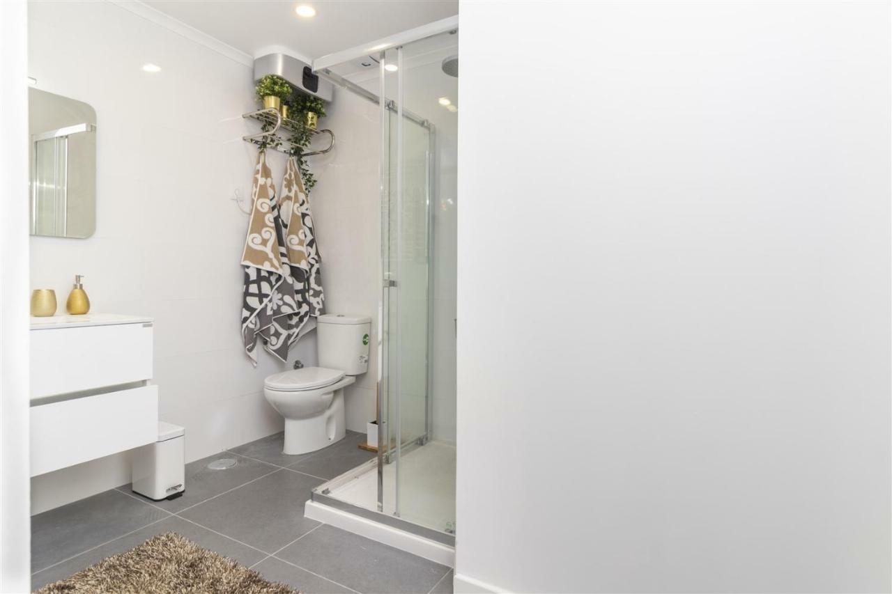 Calcada Dos Barbadinhos Apartment ลิสบอน ภายนอก รูปภาพ